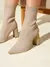 CUCCOO BASICS Botas de Malha Elástica de Cano Médio com Salto Grosso e Bico Fino, Moda em Café Escuro, Adequado para Deslocamentos,Outono e Inverno