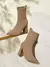 CUCCOO BASICS Botas de Malha Elástica de Cano Médio com Salto Grosso e Bico Fino, Moda em Café Escuro, Adequado para Deslocamentos,Outono e Inverno