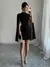 Elenzga Mini Vestido com Capa Ombro a Ombro, Gola Estruturada, Cor Sólida - comprar online
