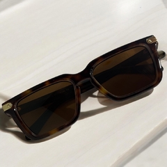 Óculos de sol retangular - Proteção UV400 - lente marrom/ armação camuflada marrom acetato - comprar online