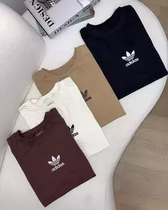 Tee Adidas