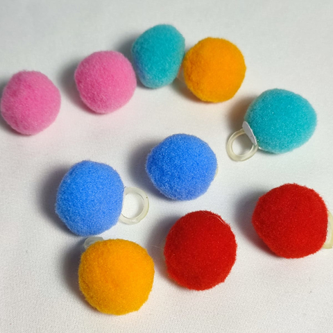 Pompom com Elástico - comprar online