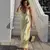 Vestido de cetim com decote em V - comprar online