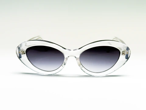 CLOE TRANSPARENTE