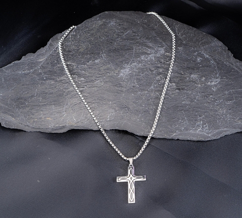 Cadena Cruz Negra con Plateado