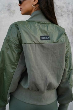 campera bomber verde