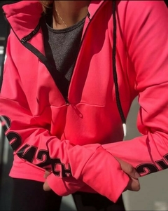 buzo frisado - tipo acetato - fucsia - sport fashion