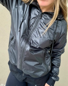 Campera rompe viento