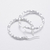 Par de argollas torzadas de acero aros blancos - comprar online