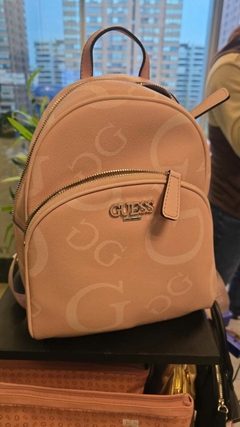 MOCHILA ROSADA GUESS - comprar en línea