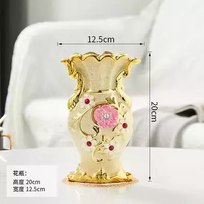 Arranjo de Flores com Vaso Vintage Ouro Fosco em Porcelana