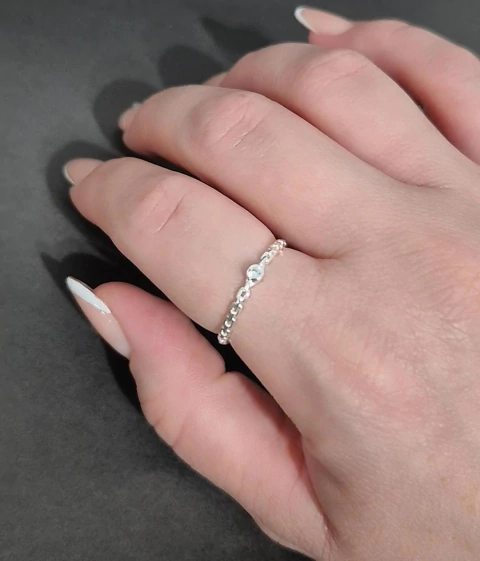 Anel Corrente com Zirconia - comprar online