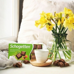 Chocolate Alemão Ao Leite C/ Pedaço de Avelã Schogetten 100g - comprar online