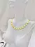 Chocker Minimalista de Moeda Laminada Dourado