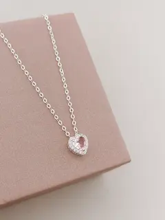 Colar Coração Cravejado Rosa Claro
