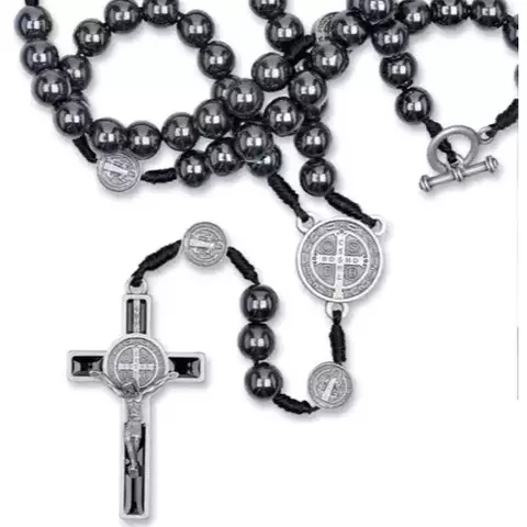 Terço com Medalha de São Bento em Hematita – Proteção e Fé em Cada Conta