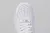 Nike Air Force 1 White na internet