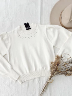Sweater princesa tachas
