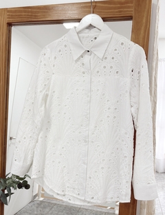 Camisa de broderie calado - MILA