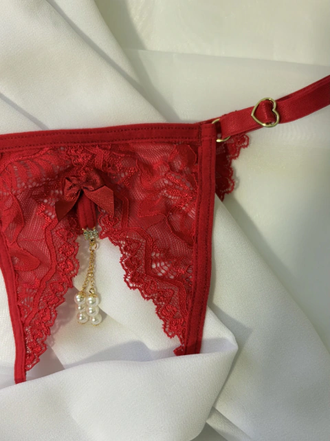 Calcinha Sedução - Renda Com Regulagem Nas Laterais e Pingente Sexy (Fio) - Atreva Moda Íntima
