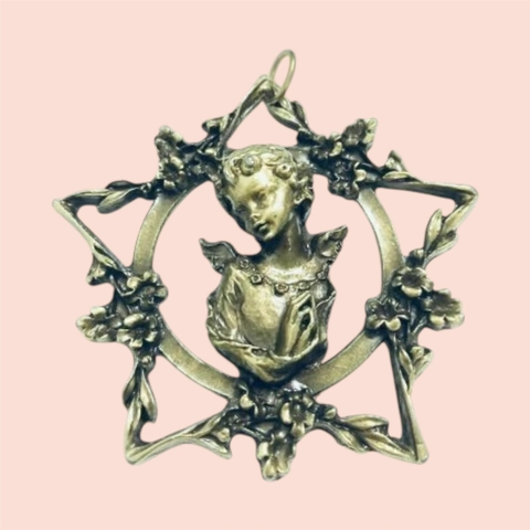 AR748.Medalhão Anjo c/ Mãos Postas - Ouro Velho - comprar online