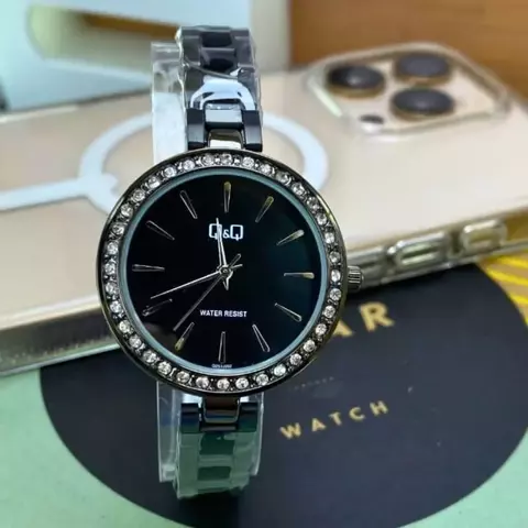 Reloj Q&Q Análogo Mujer – Acero Negro con Cristales - comprar en línea