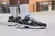 2x1 | ZAPATILLAS NEW BALANCE 530 BLANCAS + NEGRAS - tienda online