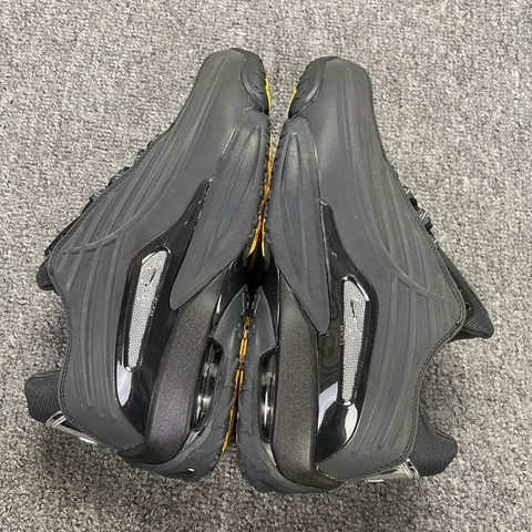Hot Step 2 "Triple Black" - comprar online
