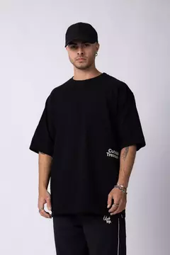 VCP Remera Over Rhy Curbi Negra - Harakiri