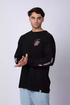 VCP Remera Manga Larga Fear Negra en internet
