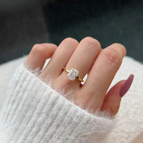 Anillo Esencia · Plata 925 con baño Oro 14k