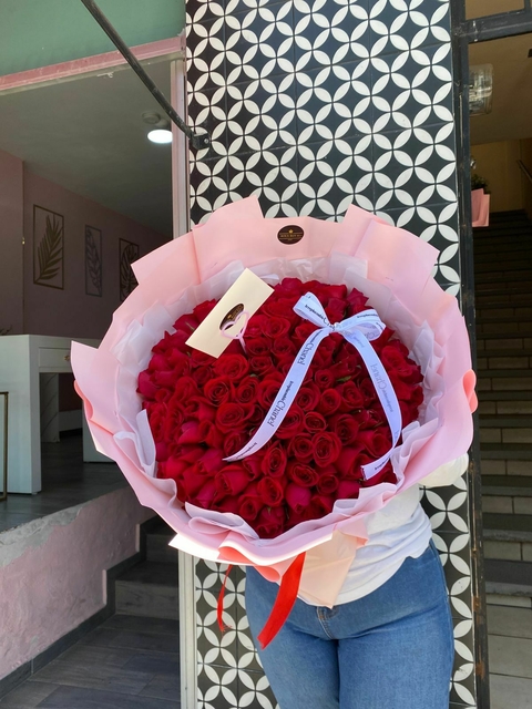 RAMO 100 ROSAS ROJAS