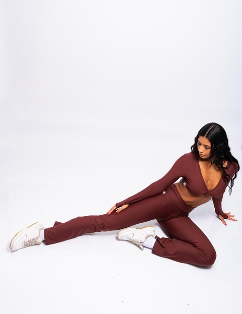 Calça Legging Flare marrom - comprar online