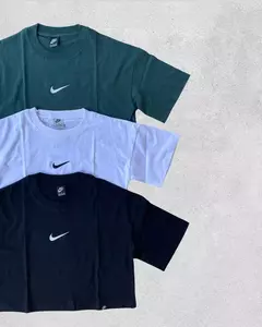 Remera corta Nike en internet