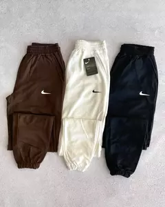 Jogging Nike chocolate – algodón rústico - comprar online