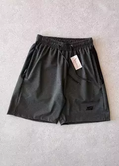 Shorts deportivos de hombre - comprar online