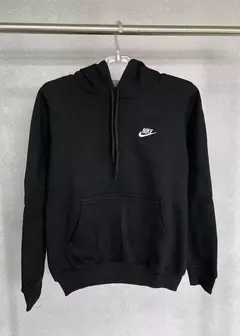 Buzo canguro Nike en internet