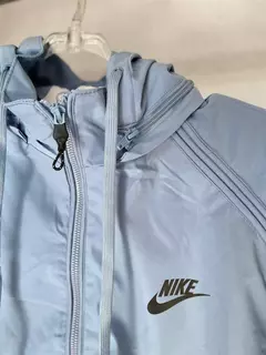 Imagen de Campera rompeviento nike – importada