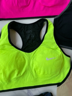 Top Nike Armado - talle L