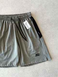 Short de hombre - falla (talle M) en internet
