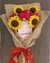 Ramo de rosas y girasoles