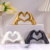 Escultura Decorativa Abstrata Mão Love - Arte que transmite afeto e estilo - comprar online