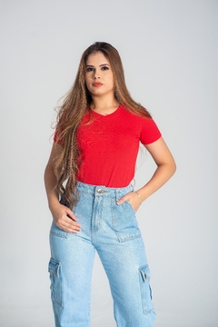 Camiseta V 100% algodão - comprar online