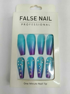UÑAS POSTIZAS
