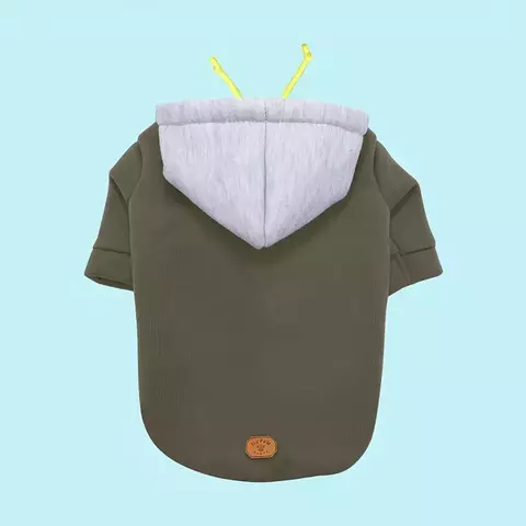 Sudadera verde olivo con gorra