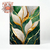 Quadro decorativo. Flor lírio dourada, sobre o marmore.tela acetinada.