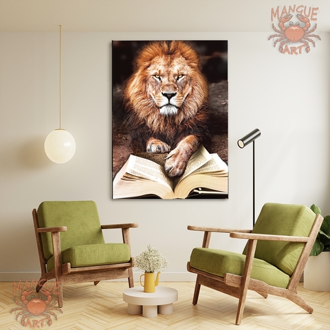 Leão de Judá com bíblia - Quadro decorativo em tela acetinada.