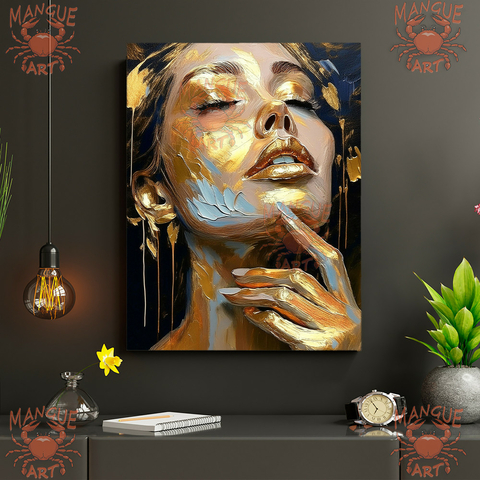 Alma dourada - Mulher luxuosa - Arte em Tela Acetinada