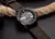 Relógio Curren de luxo com design esportivo e pulseira de couro. Estilo militar, resistente e elegante para o homem moderno. na internet