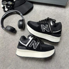 Tênis New Balance Black 574 Plataforma na internet